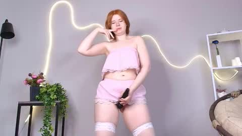 Erica online show from 11/21/25, 05:06