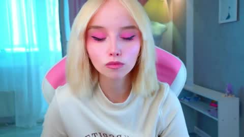 Snapshot of popjenny chatting on 03/20/26, 11:37 Hi Daddy Im Jane online show from 03/20/26, 11:37