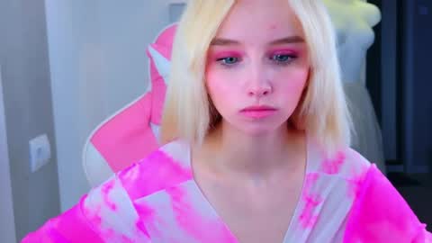 Snapshot of popjenny chatting on 04/14/26, 05:24 Hi Daddy Im Jane online show from 04/14/26, 05:24