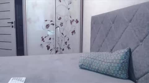 Snapshot of popkornmolli chatting on 12/21/25, 09:27 popkornmolli online show from 12/21/25, 09:27