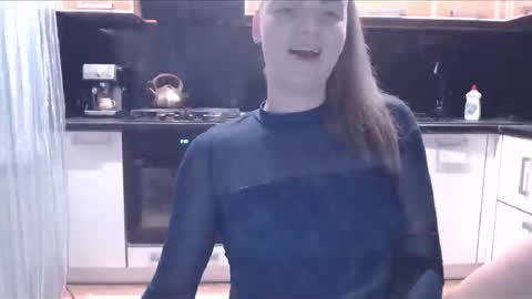 Snapshot of popkornmolli chatting on 03/06/26, 07:54 popkornmolli online show from 03/06/26, 07:54