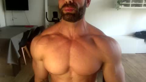 Snapshot of popopo00 chatting on 10/14/25, 04:30 popopo0 online show from 10/14/25, 04:30