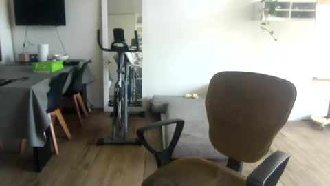 Snapshot of popopo00 chatting on 10/19/25, 07:03 popopo0 online show from 10/19/25, 07:03