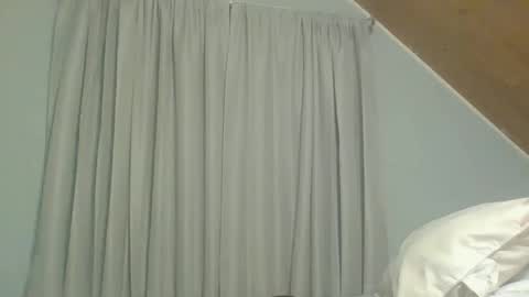 poppawheelie1234 online show from 10/14/25, 04:57