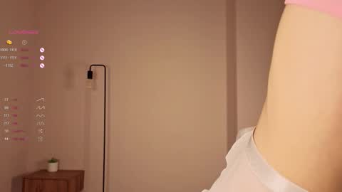 Snapshot of popy_star chatting on 11/26/25, 09:16 Agnes online show from 11/26/25, 09:16