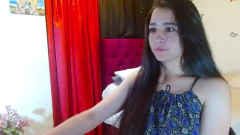 Snapshot of porcelainlux chatting on 02/23/25, 03:45 porcelainlux online show from 02/23/25, 03:45