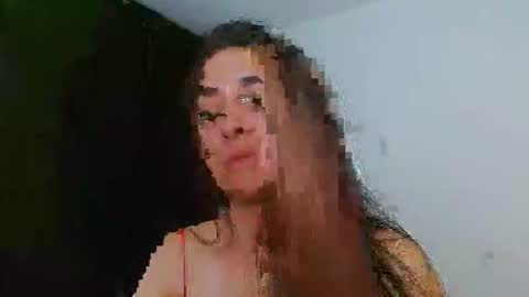 Snapshot of porcelainlux chatting on 04/06/26, 12:19 porcelainlux online show from 04/06/26, 12:19