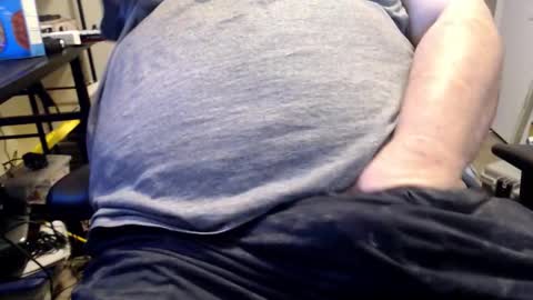 Snapshot of porkypork chatting on 11/20/25, 11:48 porkdaddy online show from 11/20/25, 11:48