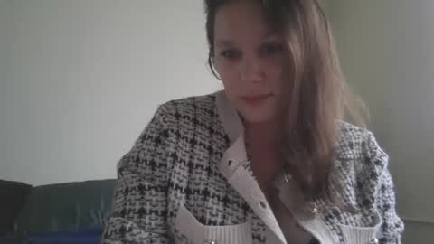 Snapshot of pornbwetkitty chatting on 09/29/25, 08:13 pornbwetkitty online show from 09/29/25, 08:13