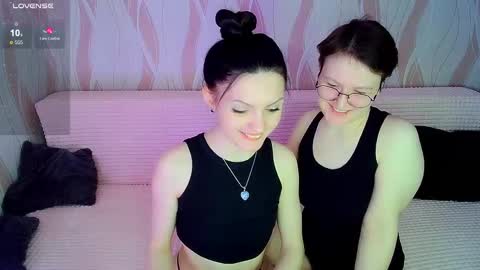 Ana and Tati online show from 02/20/25, 10:48