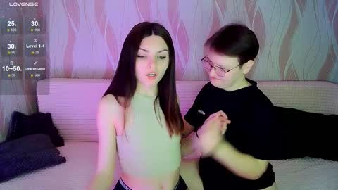 Ana and Tati online show from 09/30/25, 09:31