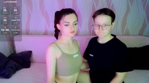 Ana and Tati online show from 10/03/25, 08:06