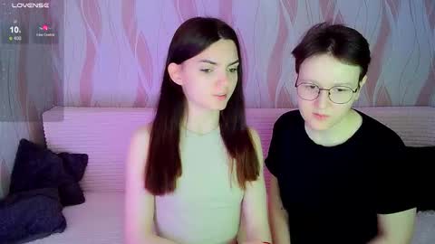 Ana and Tati online show from 11/12/25, 09:36