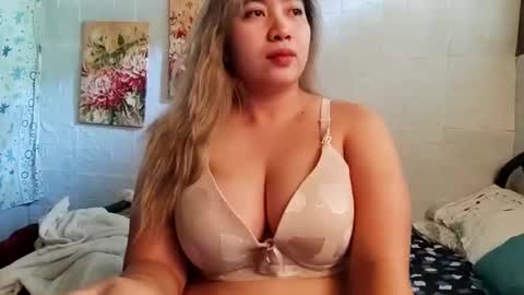 Snapshot of pornstarshaina chatting on 12/23/24, 06:11 pornstarshaina online show from 12/23/24, 06:11