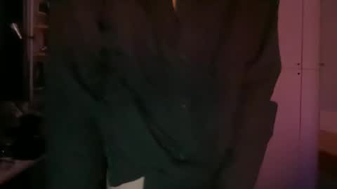 Snapshot of porntoyndr2 chatting on 12/25/24, 05:16 porntoyndr2 online show from 12/25/24, 05:16