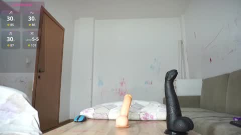 Snapshot of pornxxxcouple chatting on 01/14/25, 02:08    online show from 01/14/25, 02:08