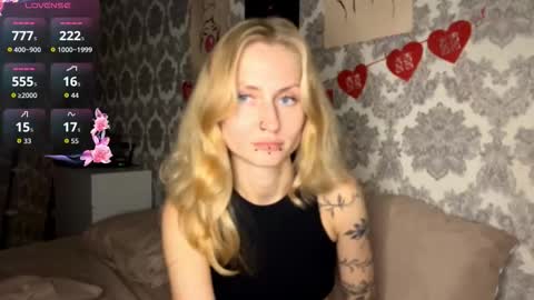  HERES SILVIA AND OlIVIA  WELCOME EVERYONE LOVENSE DOMI REACT TO YOUR TIPS LETS MAKE A GREAT SHOW TOGETHER  online show from 10/04/25, 03:10