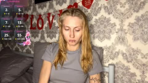  HERES SILVIA AND OlIVIA  WELCOME EVERYONE LOVENSE DOMI REACT TO YOUR TIPS LETS MAKE A GREAT SHOW TOGETHER  online show from 10/11/25, 03:21