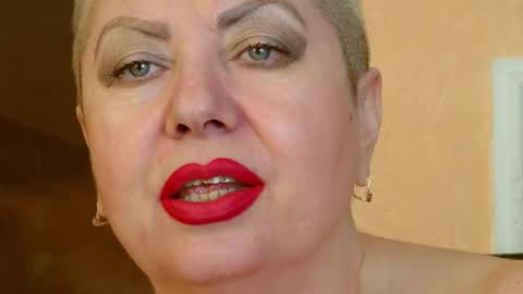 LADY POSH online show from 02/12/25, 04:54