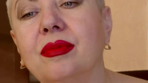 LADY POSH online show from 12/04/25, 07:55