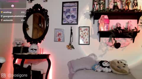 Anna Goth independient model online show from 02/10/25, 11:45