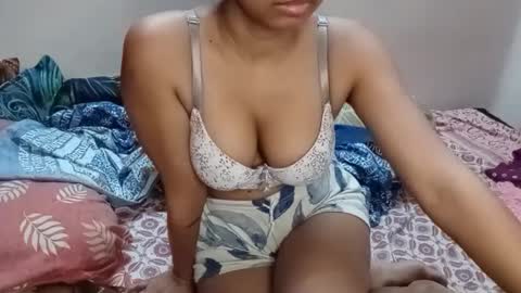 Snapshot of poulomi_das chatting on 02/25/25, 04:42 poulomi online show from 02/25/25, 04:42