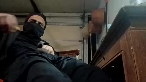 PipeLayerPlayer007 online show from 12/22/25, 06:10