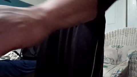 Snapshot of poundgame0710 chatting on 03/16/26, 05:44 PipeLayerPlayer007 online show from 03/16/26, 05:44