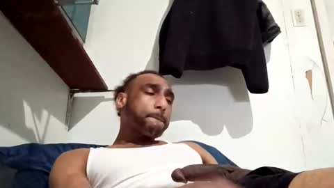 Snapshot of poundgame0710 chatting on 04/16/26, 09:37 PipeLayerPlayer007 online show from 04/16/26, 09:37