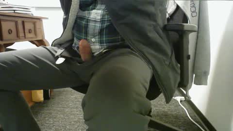 Snapshot of poundtownusa2016 chatting on 02/06/26, 04:10 ConchilDog online show from 02/06/26, 04:10