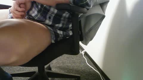 Snapshot of poundtownusa2016 chatting on 03/09/26, 02:15 ConchilDog online show from 03/09/26, 02:15