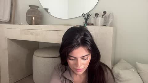 Selena online show from 07/09/26, 02:48