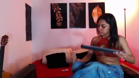 ALEX Y ALEXA online show from 12/15/24, 02:41