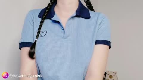 Snapshot of power_ranger_pink chatting on 03/31/26, 10:32 genie online show from 03/31/26, 10:32