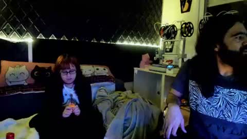 Snapshot of powercouplemix chatting on 07/10/26, 02:27 Ravena Rozz online show from 07/10/26, 02:27