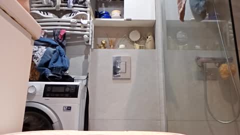 Snapshot of powermute22 chatting on 10/12/25, 06:45 Big Dick online show from 10/12/25, 06:45