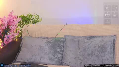 Lola online show from 02/27/25, 10:15