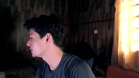 Snapshot of powertwinky chatting on 03/10/26, 08:25 chris independent online show from 03/10/26, 08:25