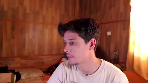 Snapshot of powertwinky chatting on 03/12/26, 10:05 chris independent online show from 03/12/26, 10:05