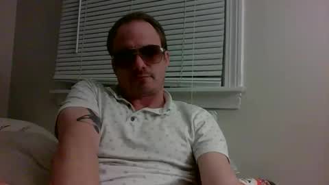 Snapshot of powthunder85 chatting on 04/21/26, 03:57 powthunder85 online show from 04/21/26, 03:57