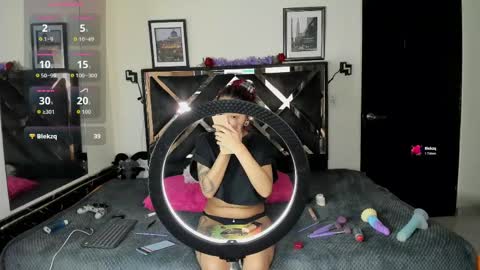 poyson_ivy1 online show from 05/15/26, 12:17