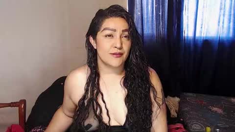 maryana online show from 10/15/25, 04:07