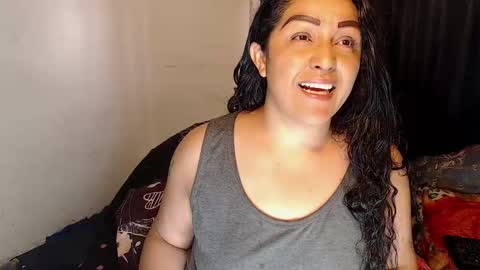 Snapshot of ppepittaaredd chatting on 01/15/26, 08:56 maryana online show from 01/15/26, 08:56