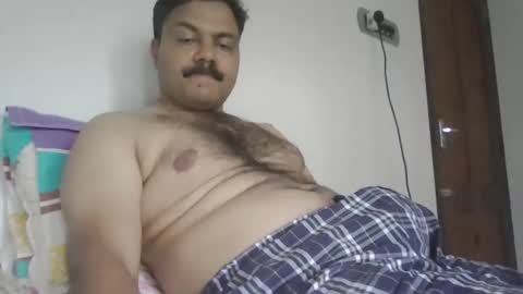 pradeep99107849 online show from 09/15/25, 09:09