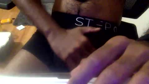 Snapshot of pradoman1234 chatting on 12/16/25, 08:08 pradoman1234 online show from 12/16/25, 08:08