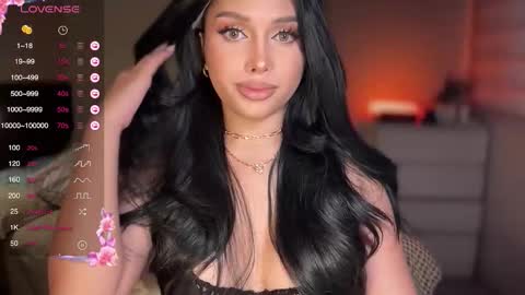 Oh my Amber online show from 10/27/25, 01:09