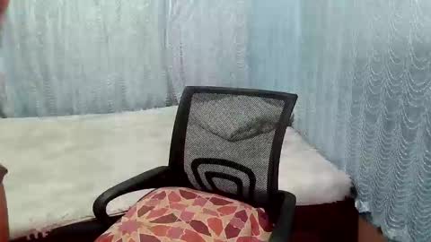 Snapshot of precious_athena chatting on 09/16/25, 10:27 precious_athena online show from 09/16/25, 10:27