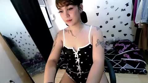 Snapshot of precious_batumbakal chatting on 10/24/25, 02:41 Precious online show from 10/24/25, 02:41