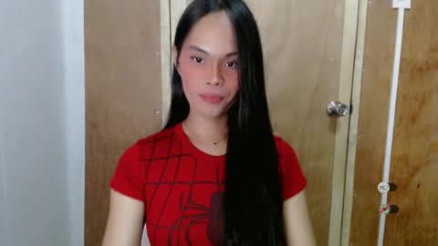 Snapshot of precious_burikatx chatting on 06/15/26, 11:56 Cassie online show from 06/15/26, 11:56