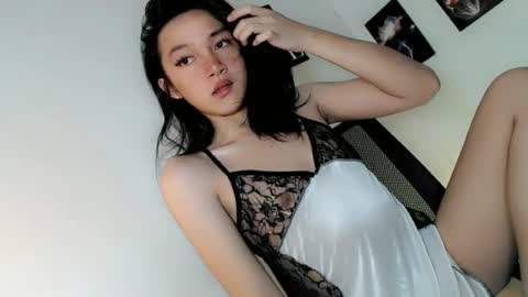 precious_laura18 online show from 07/08/26, 12:53